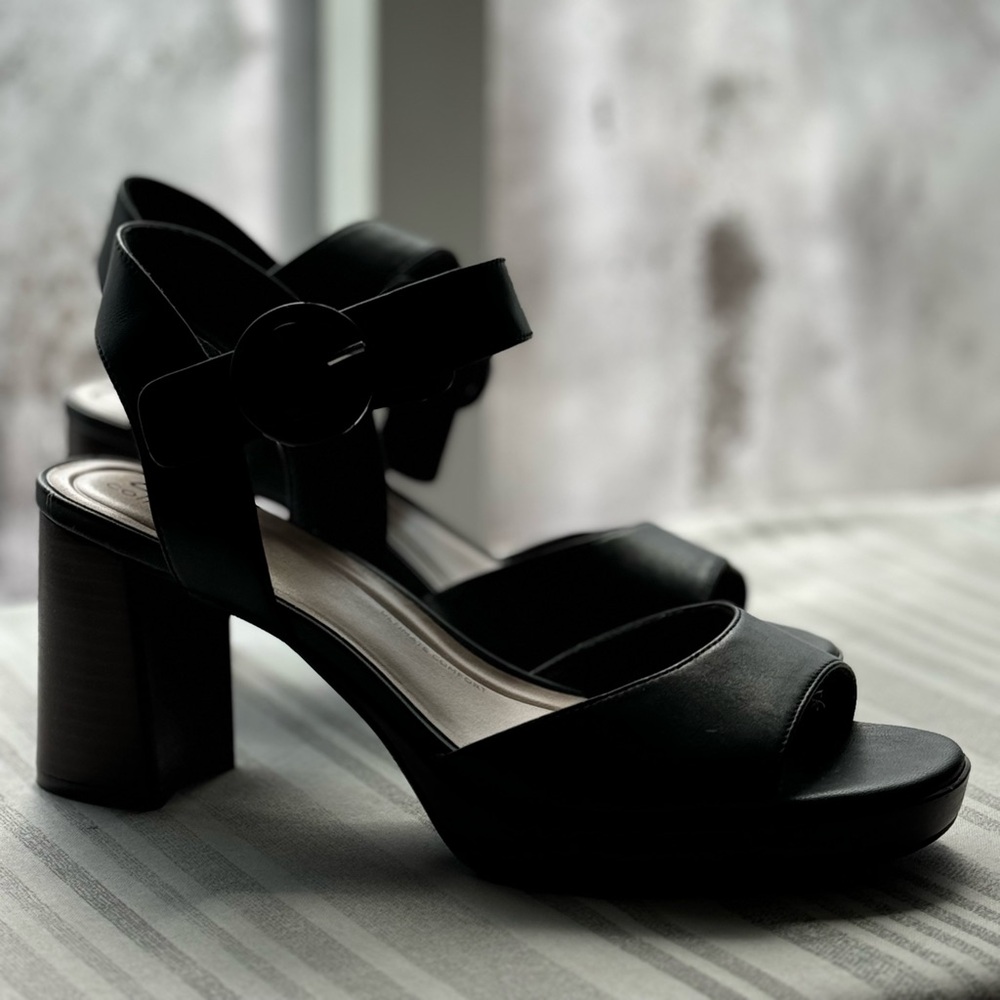 Like New- Clark’s Platform Heel W10 - image 8